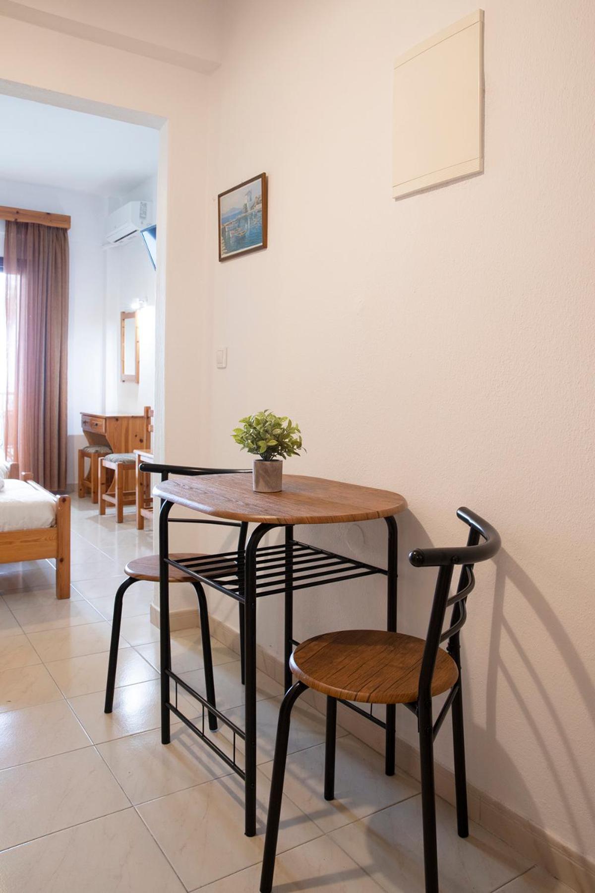 Manos Kritikakis Apartments Platamon Exterior foto