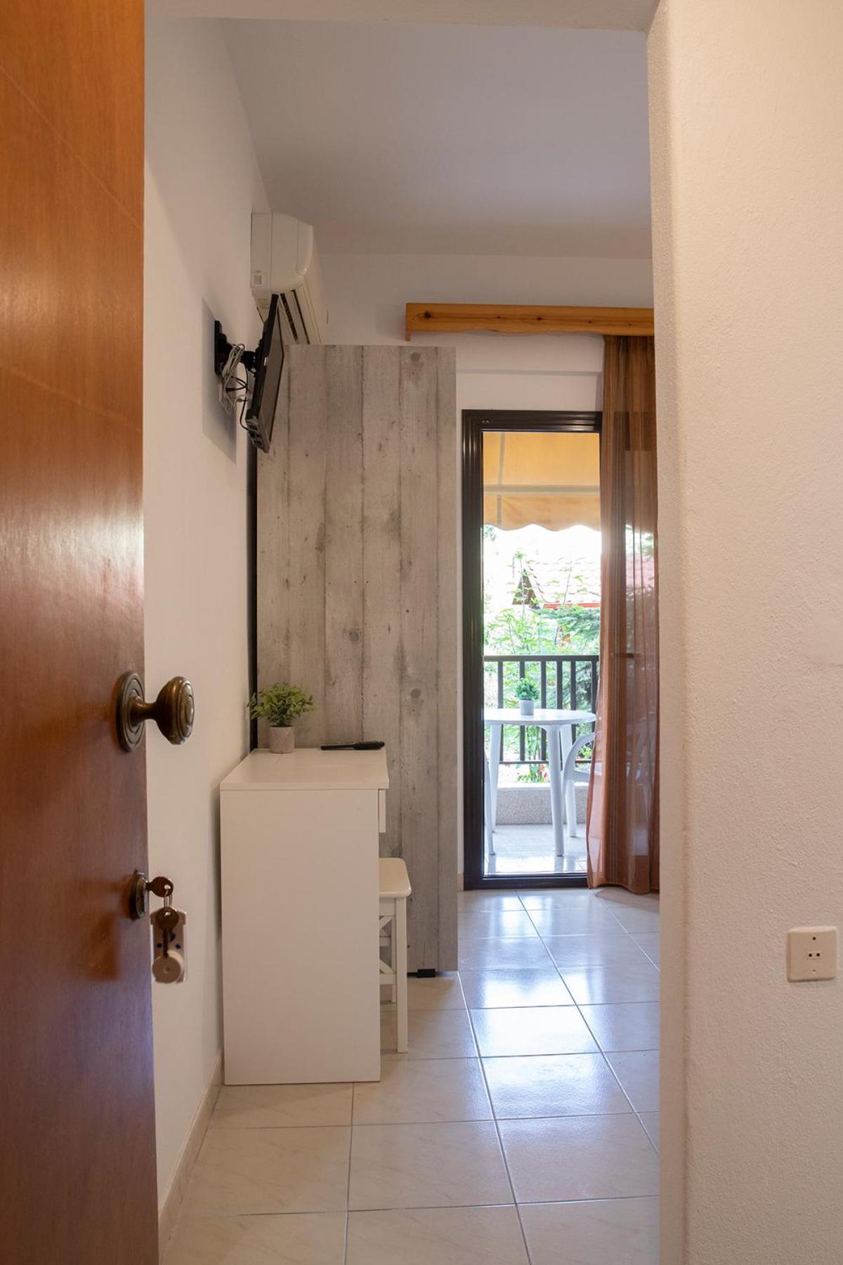 Manos Kritikakis Apartments Platamon Exterior foto